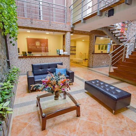 Hotel Monarca Armenia Extérieur photo