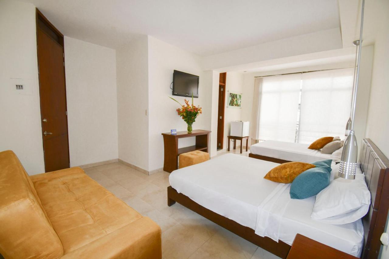 Hotel Monarca Armenia Extérieur photo