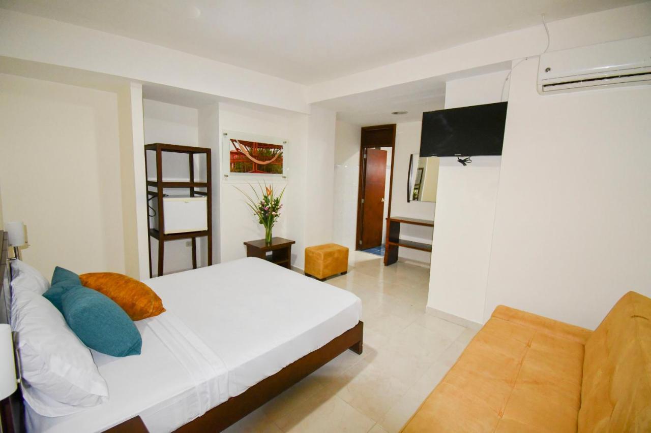 Hotel Monarca Armenia Extérieur photo
